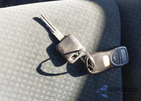 2010 Nissan Versa 1.8S z USA, uszkodzony, nr VIN 3N1BC1AP1AL398389